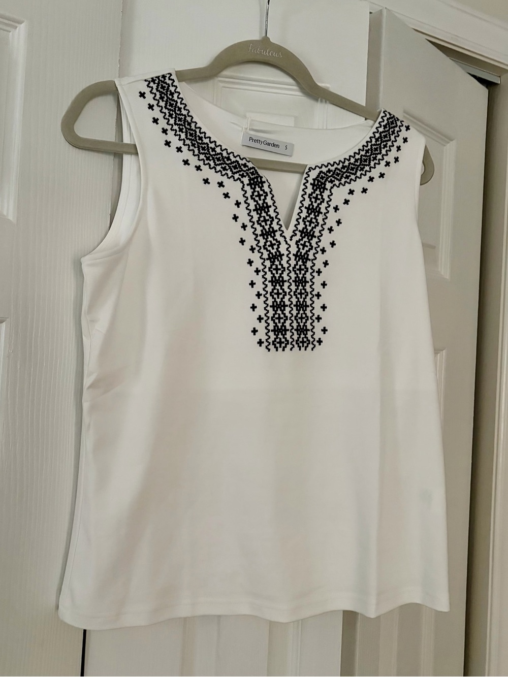 Pretty Garden Embroidered Tank Top